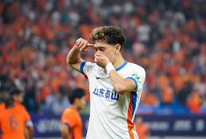 李小恒：韩鹏高强度训练帮我提升状态，会尽快提升普通话水平