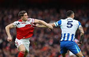 莱因克尔：约克雷斯要学会预判落点并更冒险，这样才能打进更多球